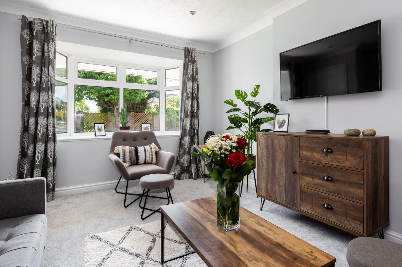 Curlew - 3 Bedrooms Wi-Fi, Parking, Contractors Thornton  Exterior photo