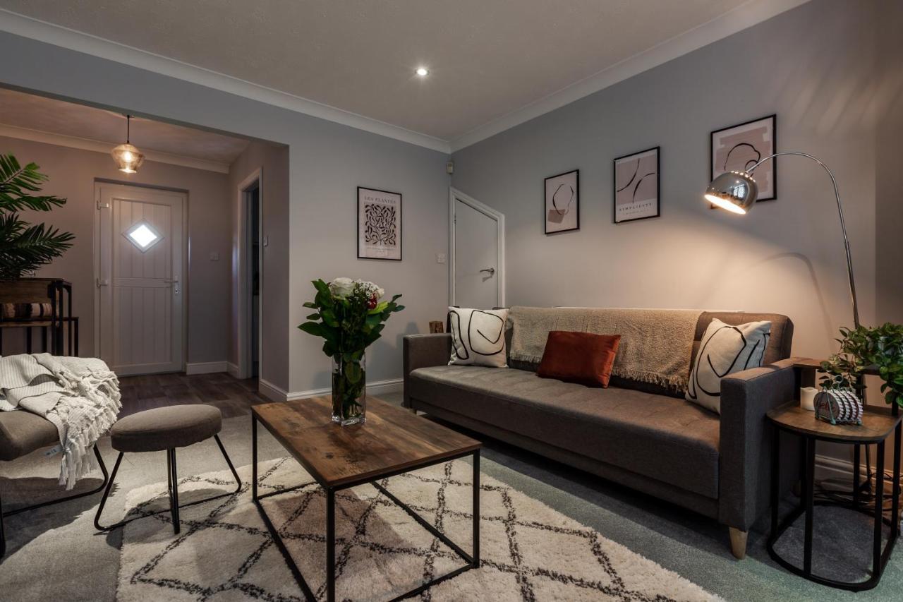 Curlew - 3 Bedrooms Wi-Fi, Parking, Contractors Thornton  Exterior photo